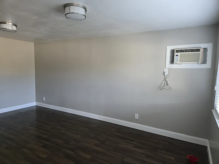 505 Hope Ter #3 — Photo 3