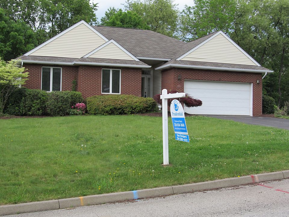 1st image of 5 Glencove Dr