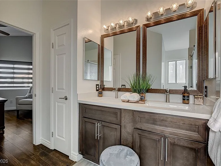 8208 Ogee Dr — Photo 33