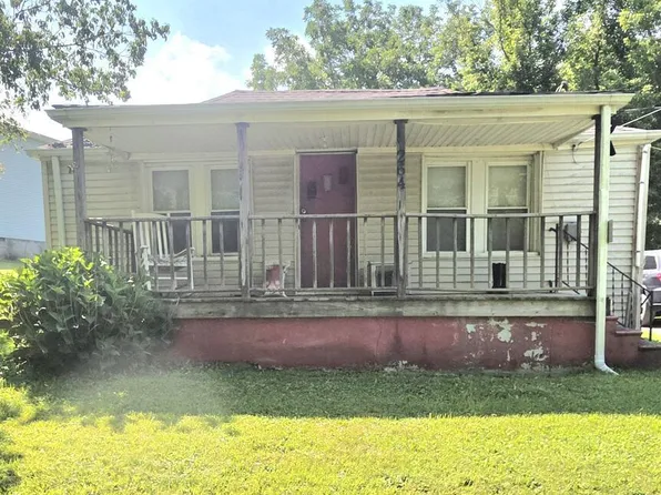 264 Jordan Ln, Marion, VA 24354