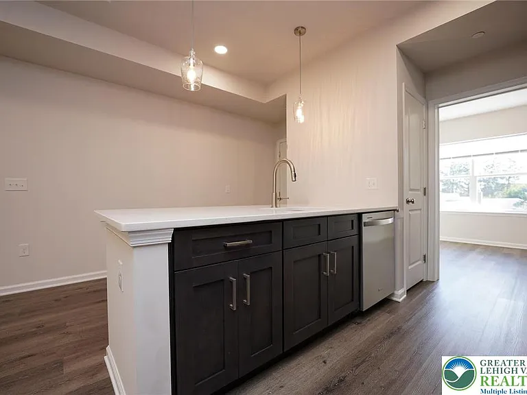 1210 Eaton Ave #201 — Photo 9