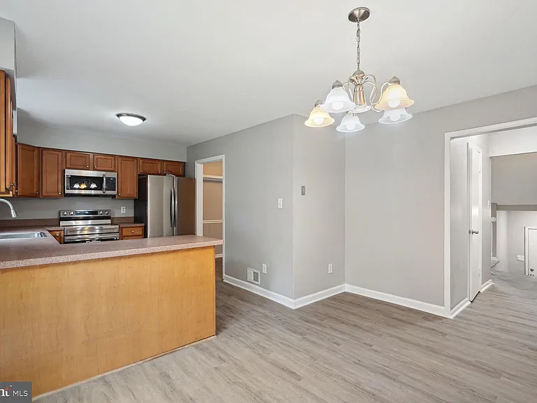 10205 Provincetown Ct — Photo 7
