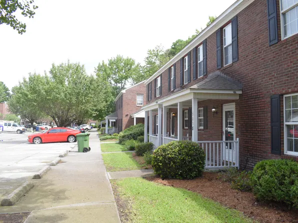 5056 Lamppost Cir, Wilmington, NC 28403