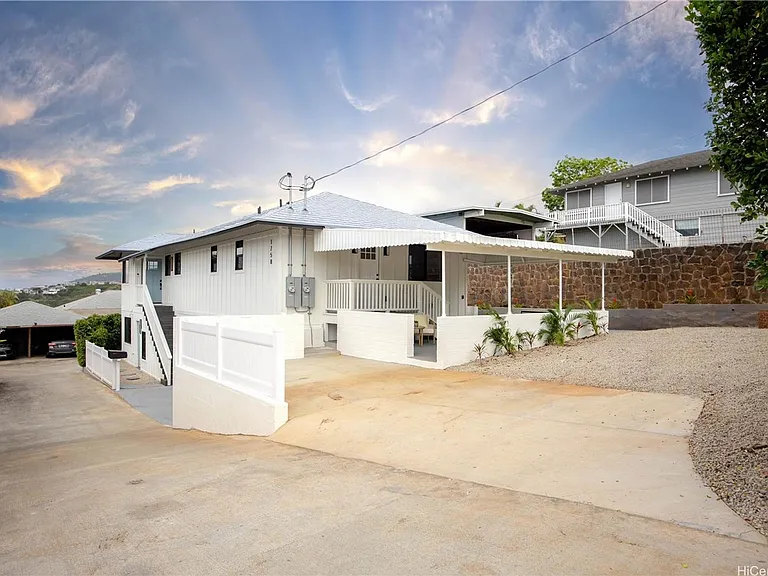 1758 Mikahala Way — Photo 11