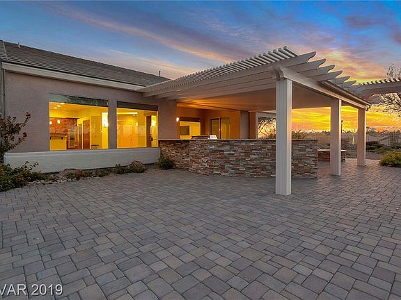 3rd image of 1934 High Mesa Dr