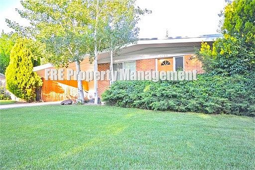 1st image of 4922 S Fieldcrest Ln
