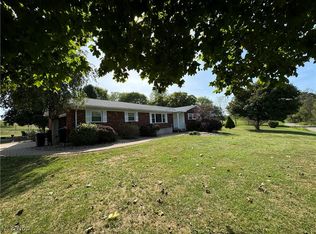 30 W Branch Rd, Little Hocking, OH 45742