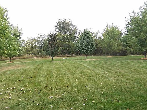 5th image of 503 Cobble Creek Ln