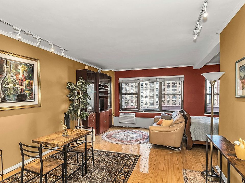 1st image of 2 Tudor City Pl APT 3MS