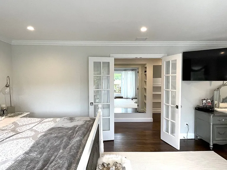 31 Westwood Dr — Photo 16