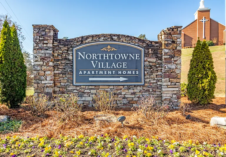 Northtowne Village Apartment Homes — Photo 1