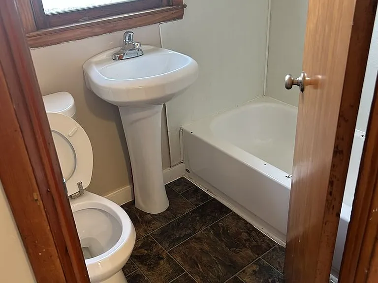 27 Olmstead St #1 — Photo 7