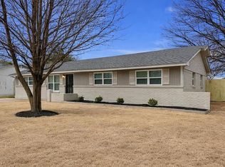 1501 S McAuley Dr, West Memphis, AR 72301