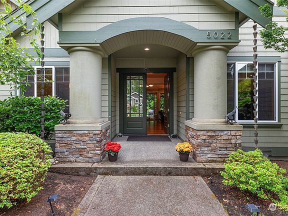 3rd image of 5022 Saddleback Drive NW