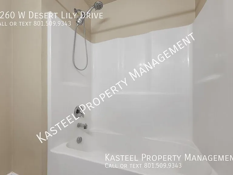 3260 W Desert Lily Dr — Photo 15