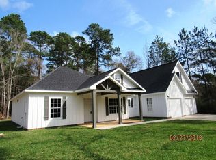 352 Ridgewood Dr, Magnolia, TX 77355