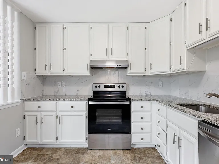 1211 Springtide Pl — Photo 9