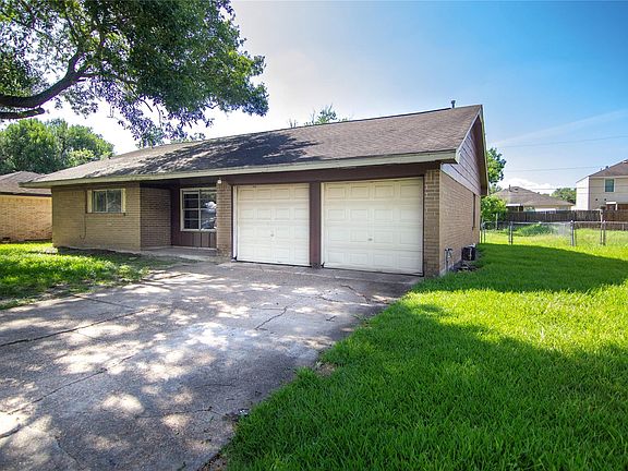 2nd image of 820 Midas Ln