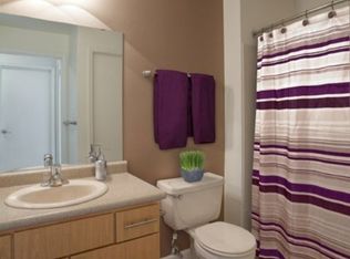 21214 Heather Dr, Princeton Junction, NJ 08550