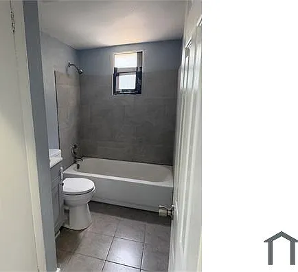 3305 Oakley Ave S #B — Photo 2