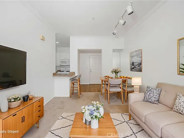 2114 Watermarke Pl, Irvine, CA 92612