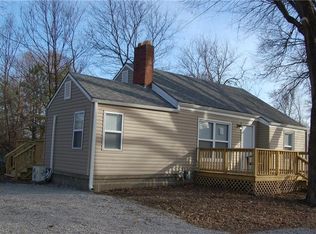 106 S 6th St, Clinton, MO 64735