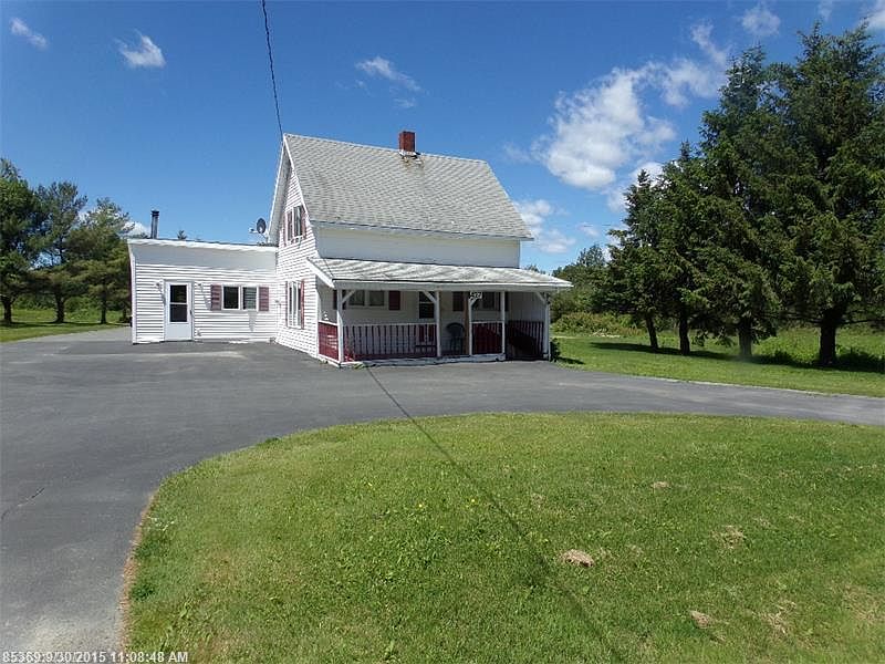 2nd image of 427 W Presque Isle Rd