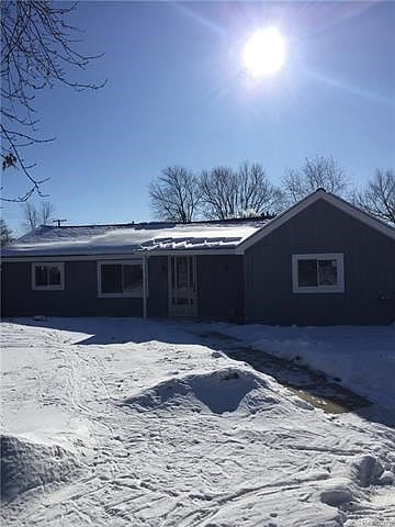Welcome to 5515 Williams Lake Road.