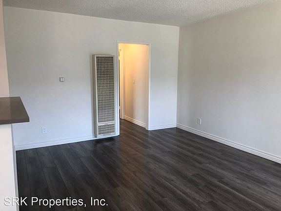 3rd image of 3723 Mentone Ave APT 5
