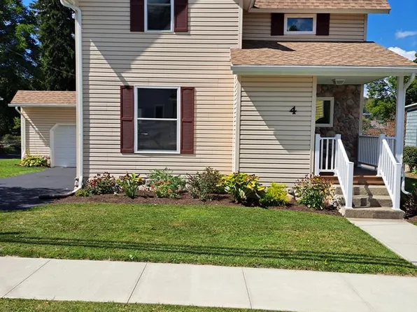 4 Bacon St, Wellsboro, PA 16901