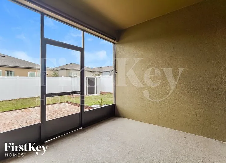 876 Orchid Grove Blvd — Photo 6