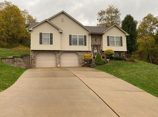 125 Marco Dr, Belle Vernon, PA