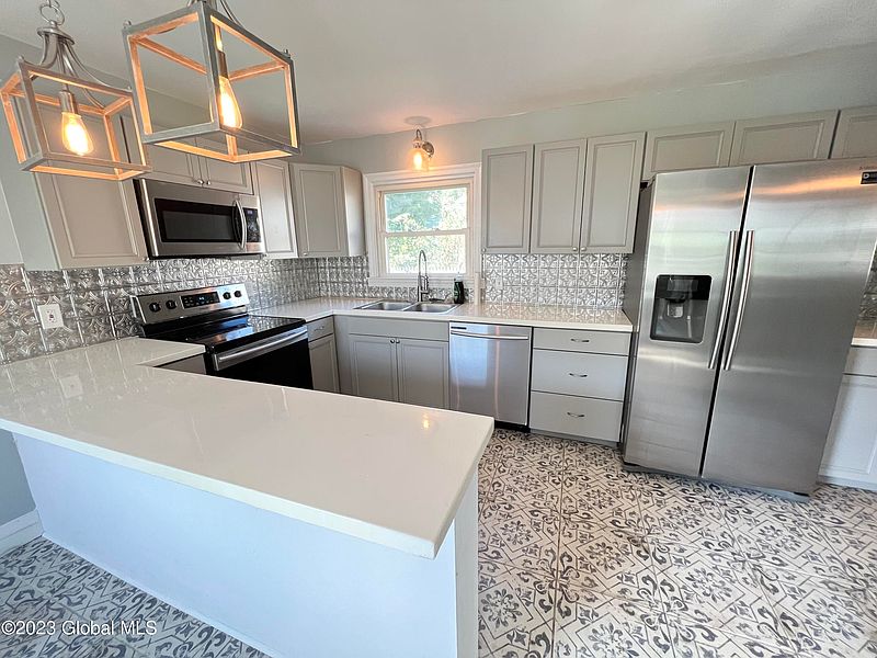 2nd image of 13 Dunn Avenue