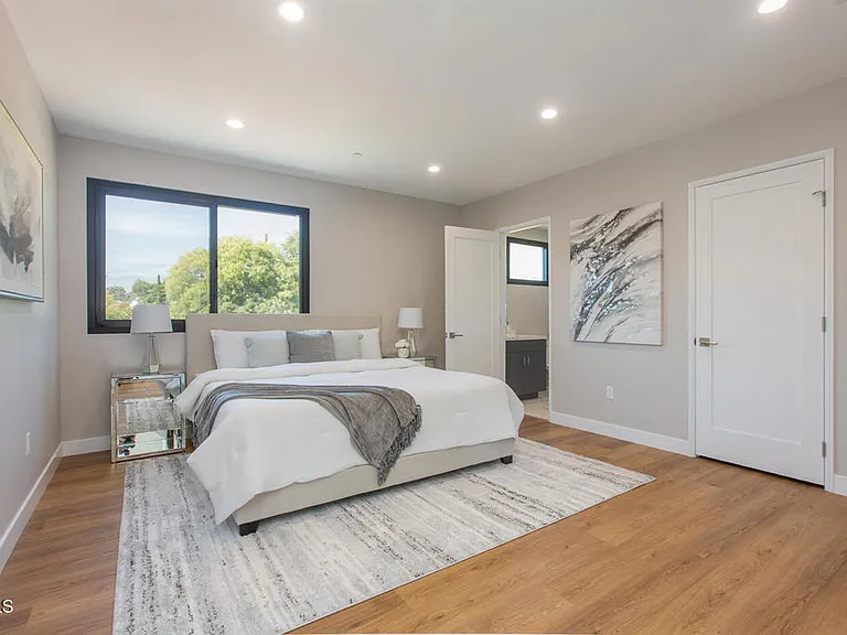 3682 Harriman Ave #2 — Photo 32