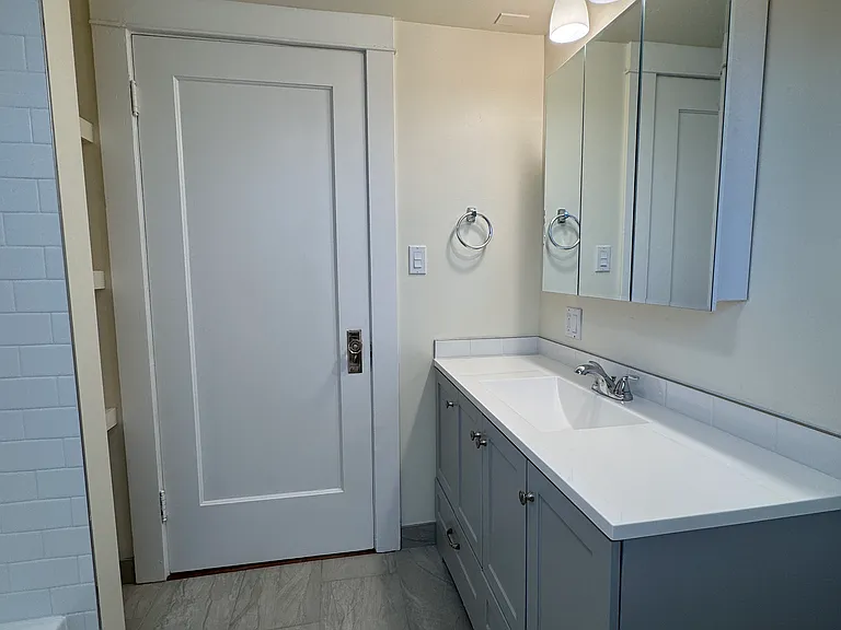 14 E High St — Photo 14