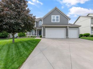 2404 SW Golden Eagle Rd, Lees Summit, MO 64082