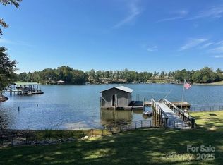 5205 Lake Wylie Rd, Clover, SC 29710