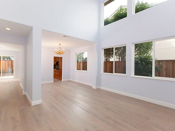 5th image of 659 Orchid Dr