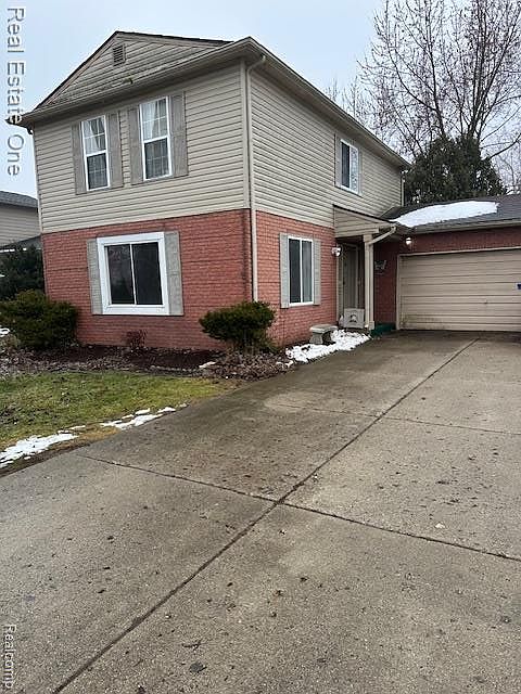 1st image of 942 Hogarth Ave