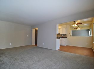 25870 Village Green Blvd APT 206, Harrison Township, MI 48045