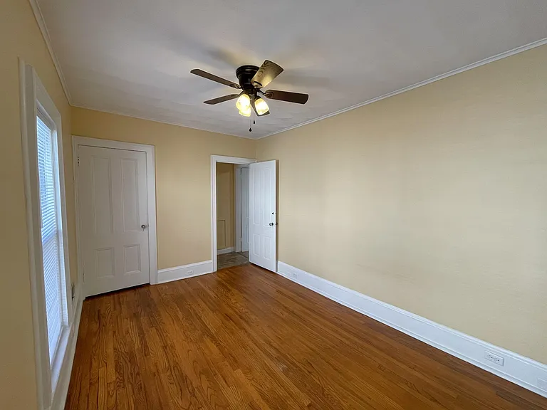 110-112 Elm St #112B — Photo 12