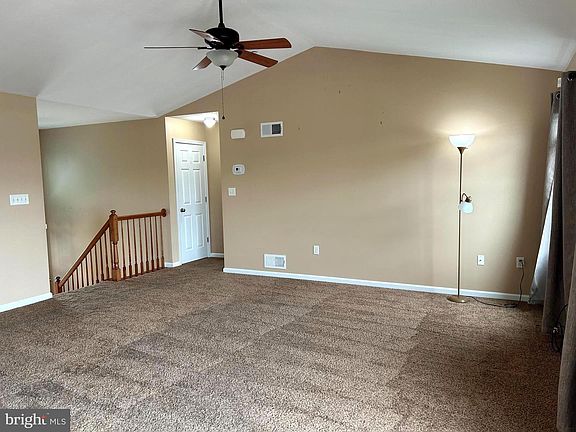 4th image of 1305 Summit Run Ct