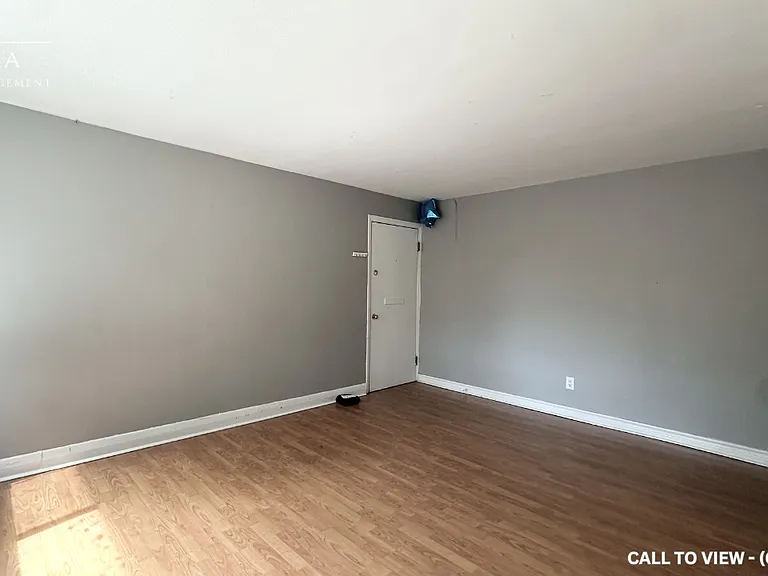 604 Cheapside St #7 — Photo 3
