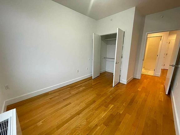 5th image of 806 Bergen St #208