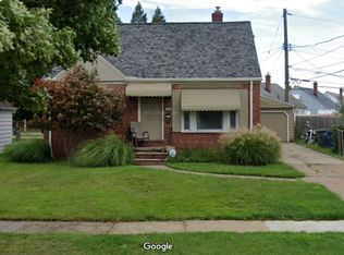 7600 Brookside Dr, Brooklyn, OH 44144