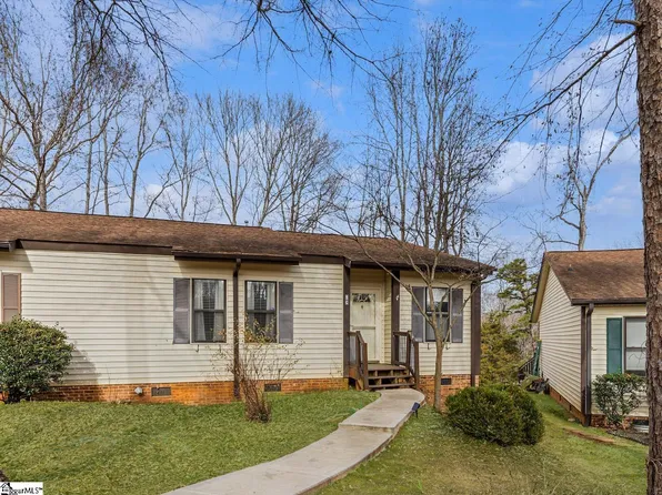 9C Hollywoods Ln, Simpsonville, SC 29681