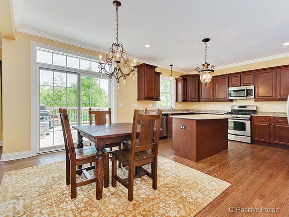 4th image of 1N391 Chapel Hill Ct