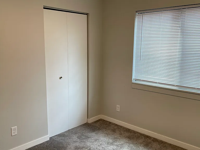 409 S Johnson St #6 — Photo 11