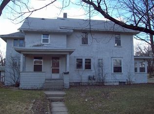 1902 Kent St, Jackson, MI 49203