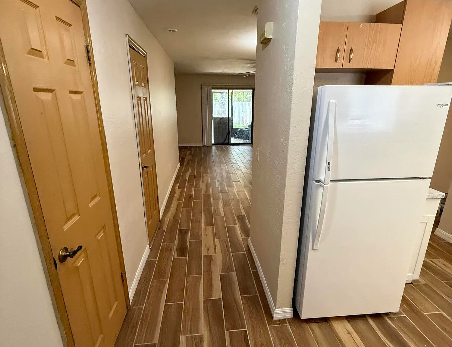 2 bed, 2.5 bath, 1152 sqft, $1,600 — Photo 3